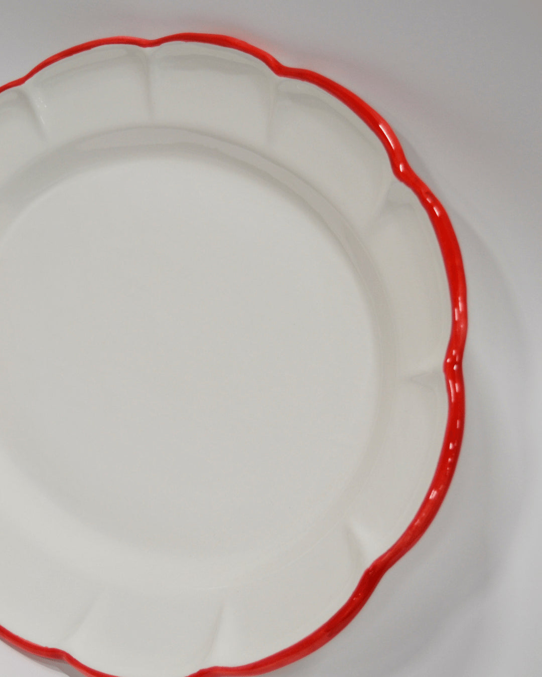 Oval Tray Red Line