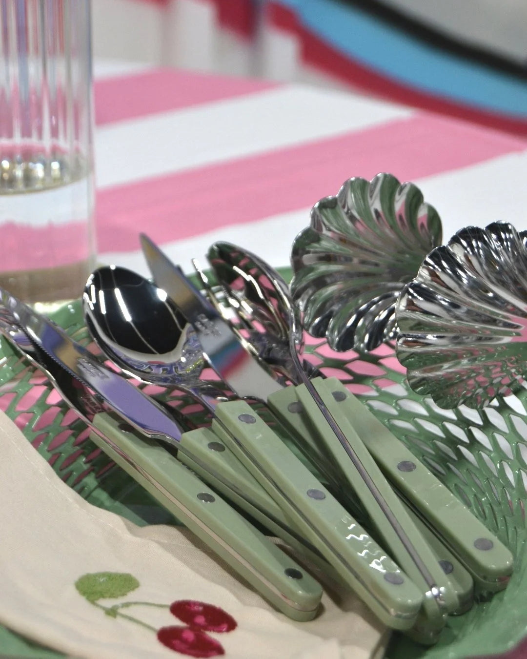 Bread Basket Medium Pastel Green