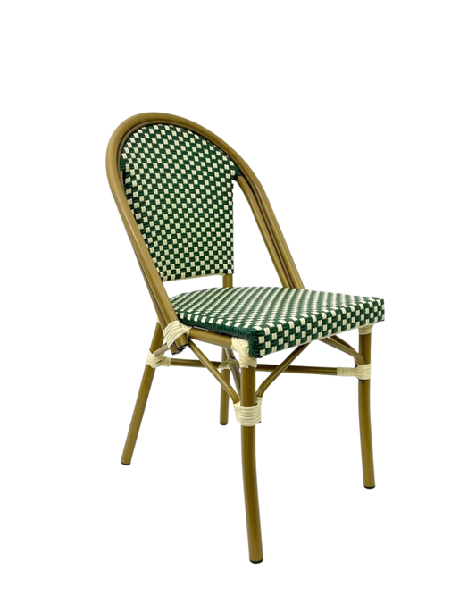 Chaise de bistrot française verte