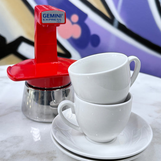 Röd espressobryggare från Italien