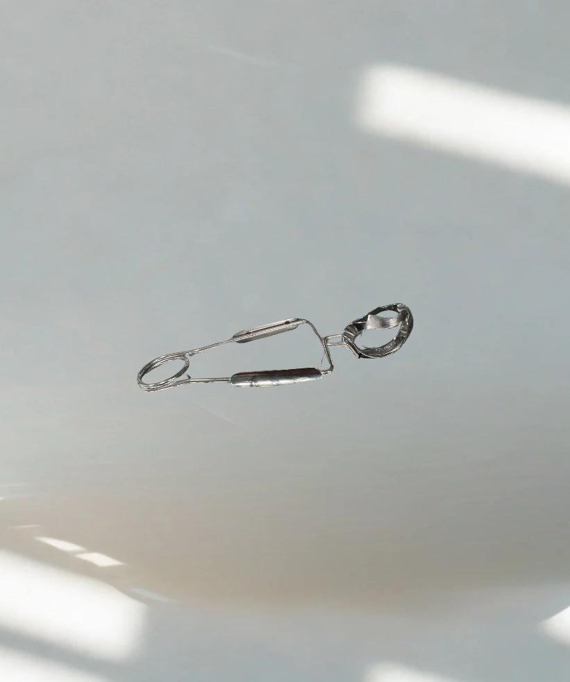 Snail Tong