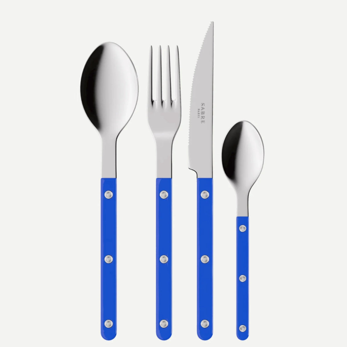 sabre bestickset bistrot blå mot bit bakgrund