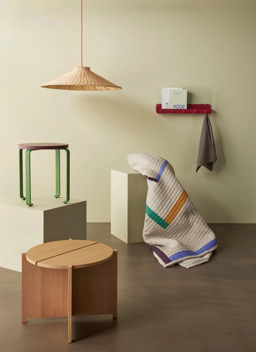 Shack Shelf Red