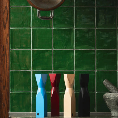 Woodi Salt & Pepper Grinder Burgundy