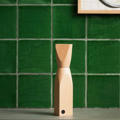 Woodi Salt & Pepper Grinder Natural Beech