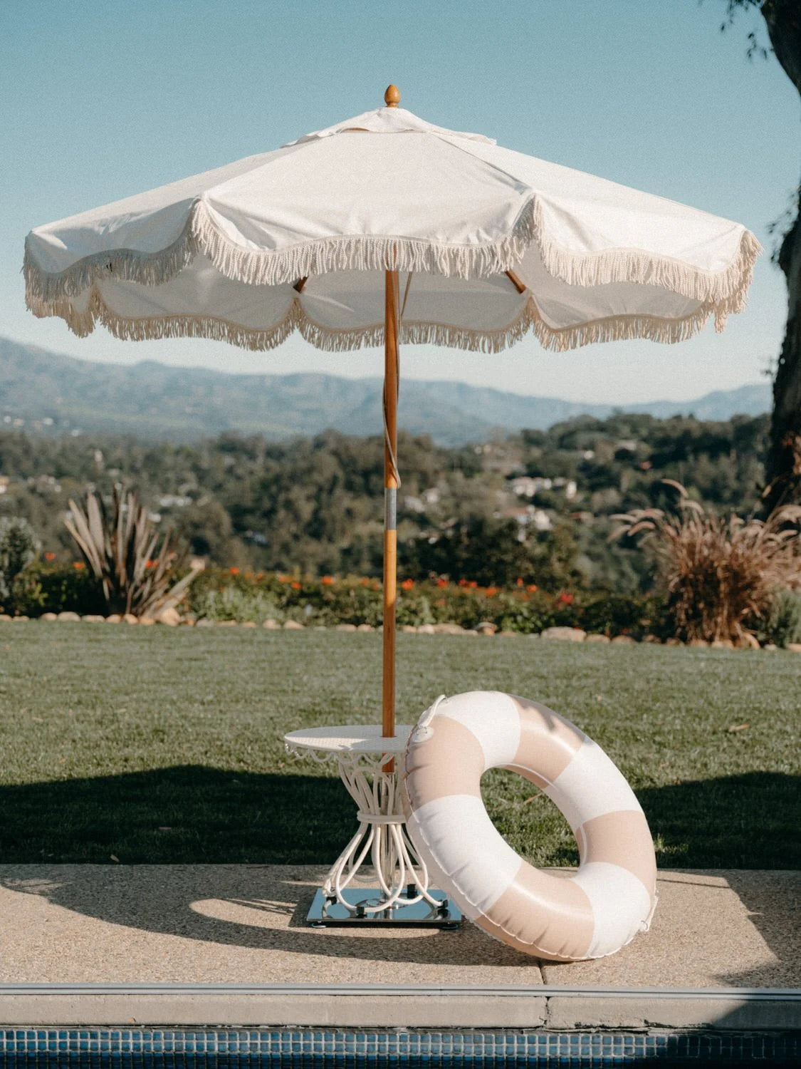 Market Fringed Umbrella Antique White