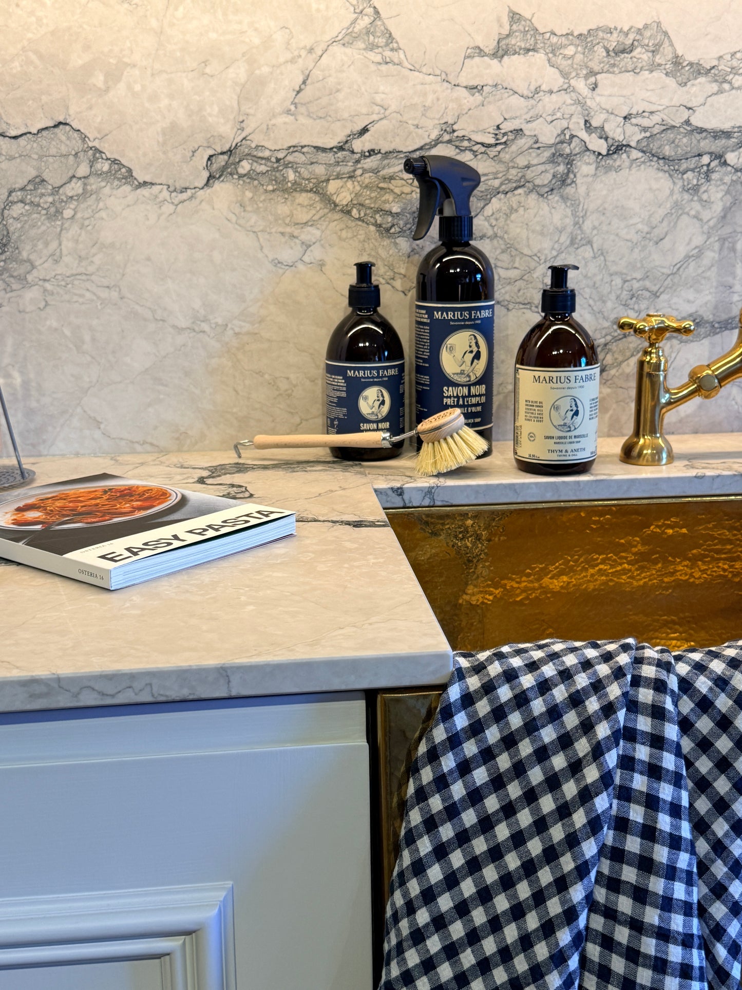 Strofinaccio da cucina in lino francese a quadretti antracite