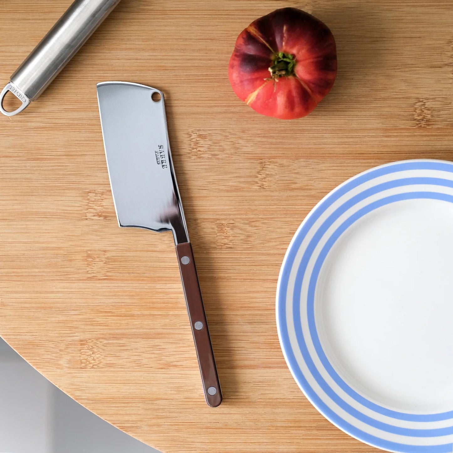 Sabre Cheese Cleaver Chocolate