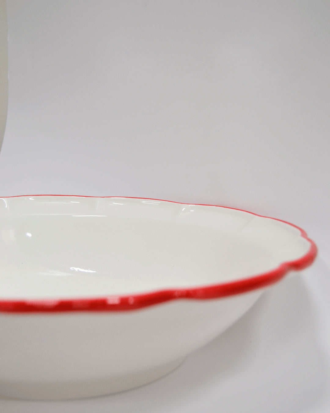 Salad Bowl Red Line