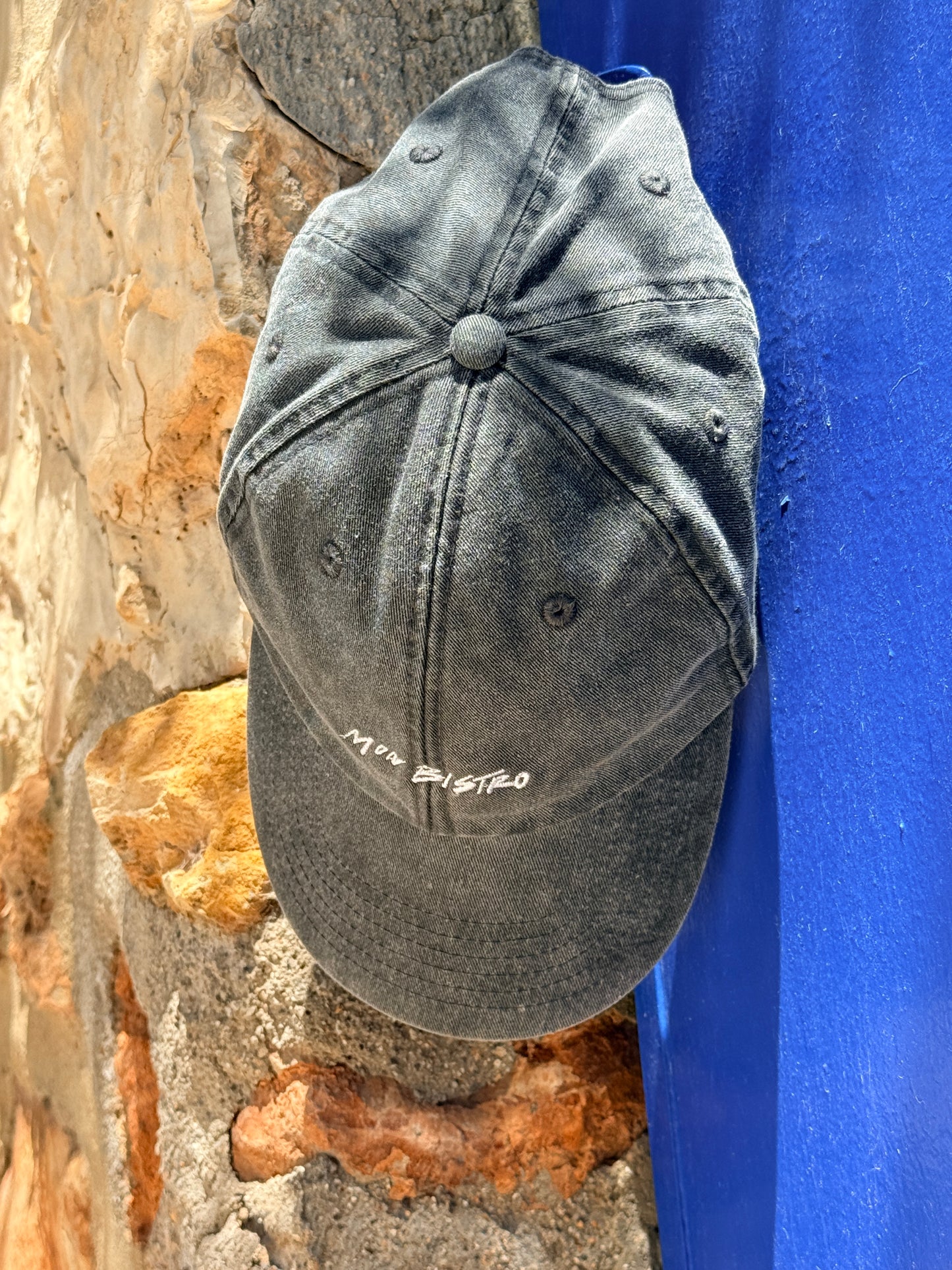 Mon Bistro Cap Off-Black