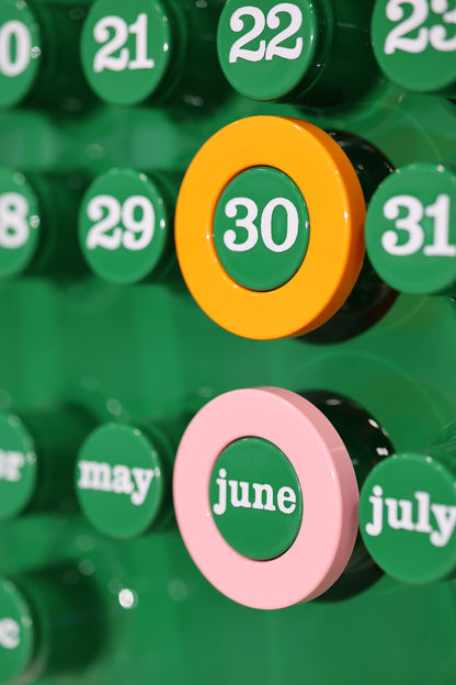 Ring a Date Calendar Green