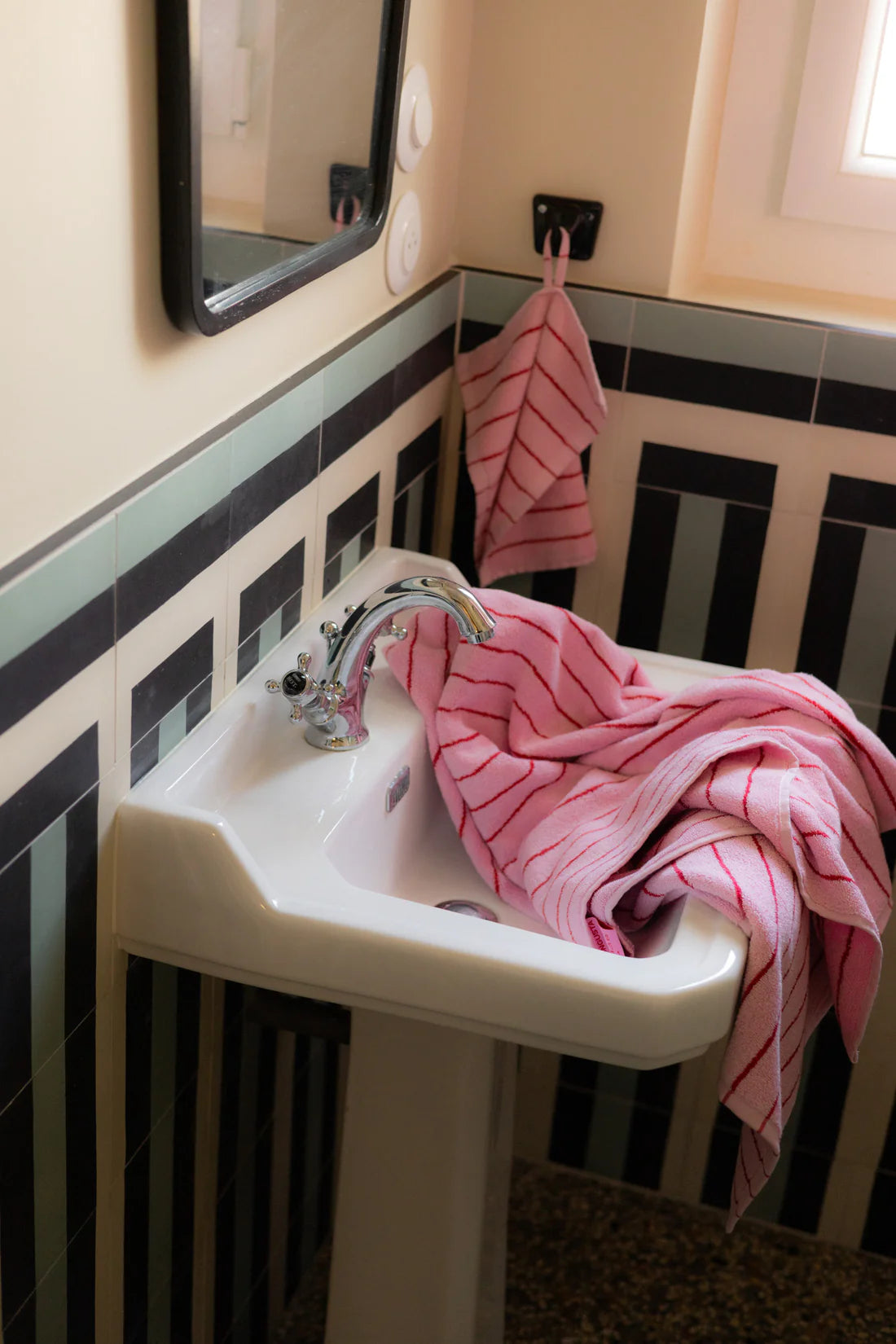 Bongusta Towels Pink & Red