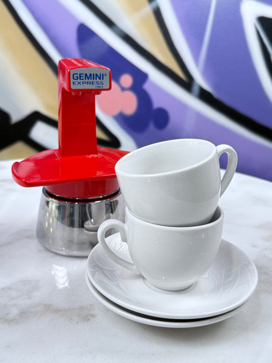 Röd espressobryggare från Italien