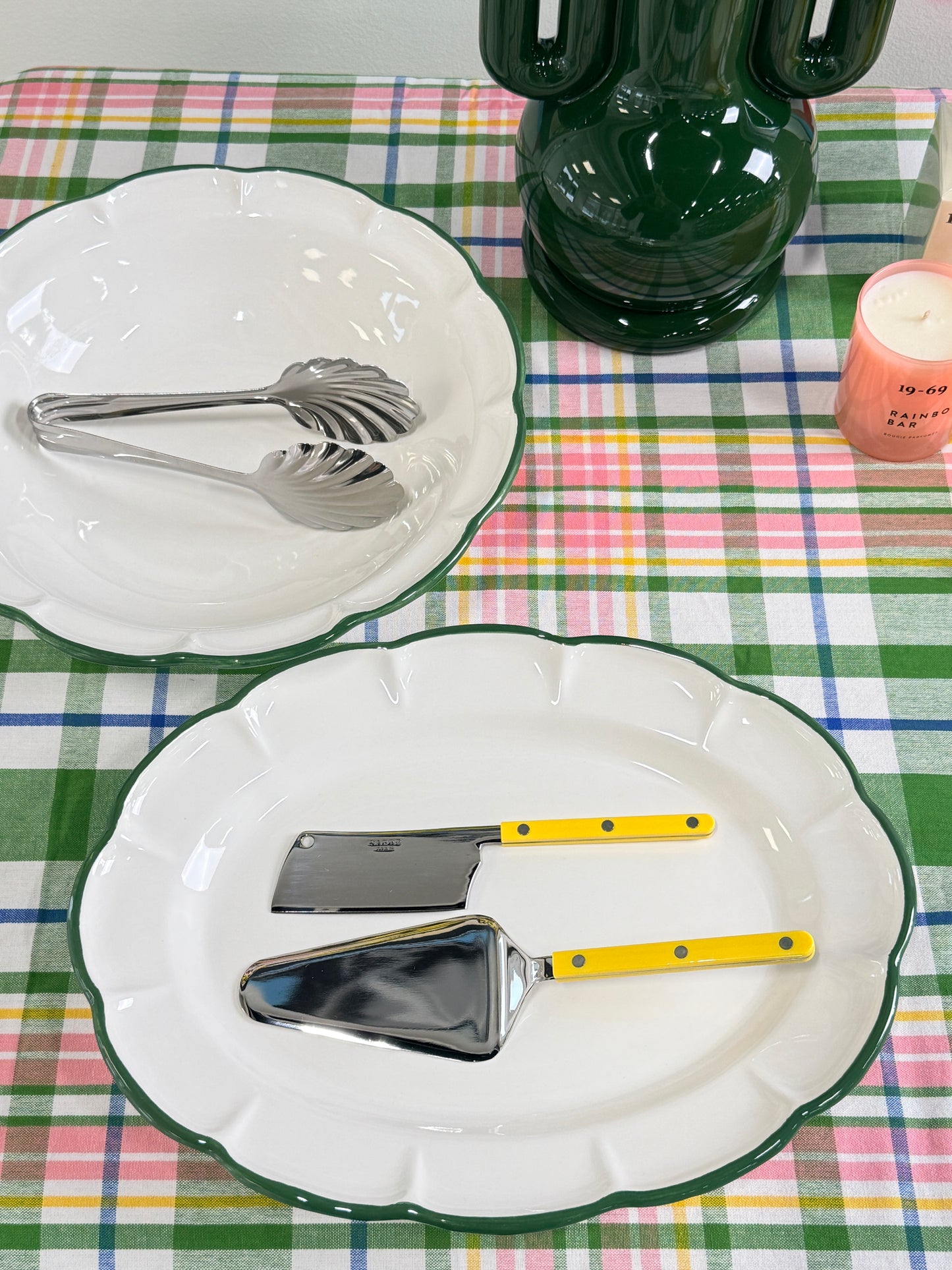 Oval Tray Dark Green Line