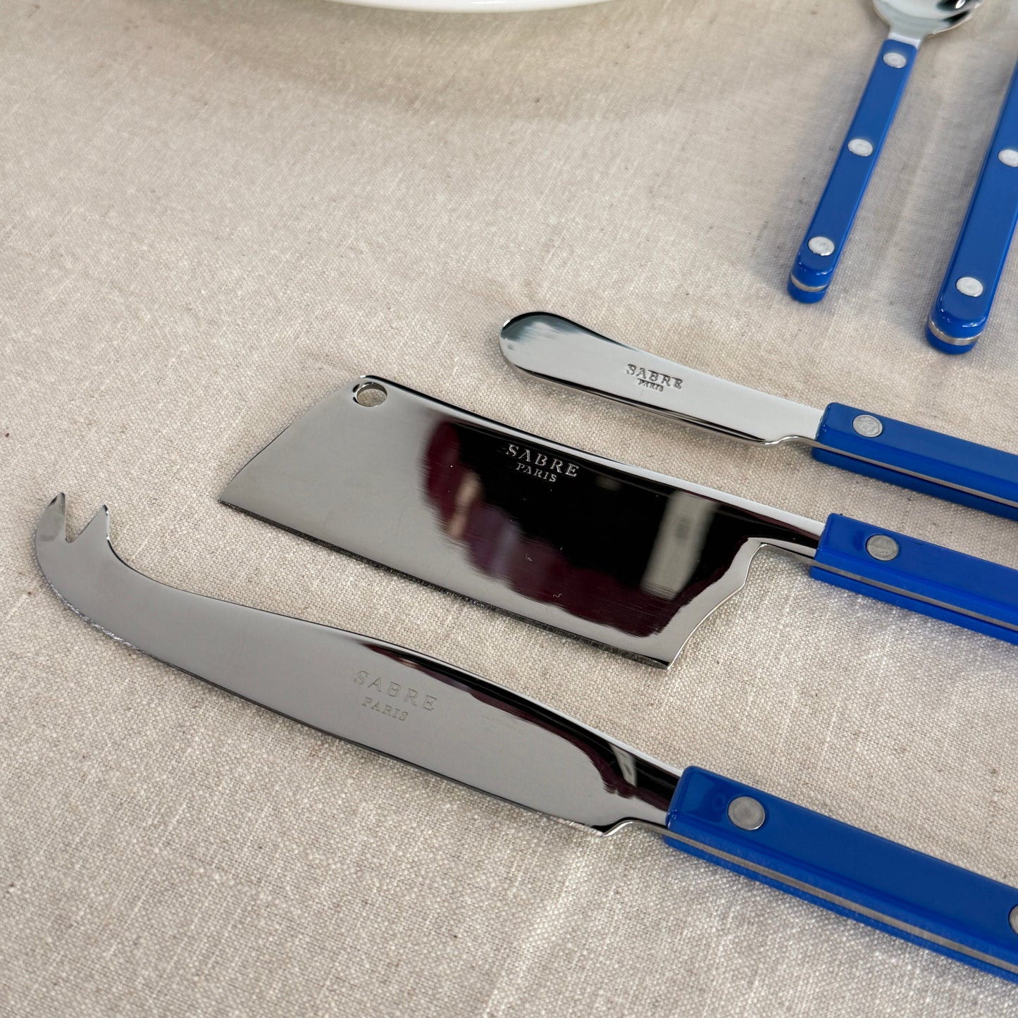 Sabre Cheese Cleaver Blue