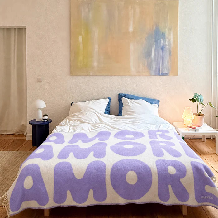 Klekks nr. 11 AMORE lilla uldtæppe