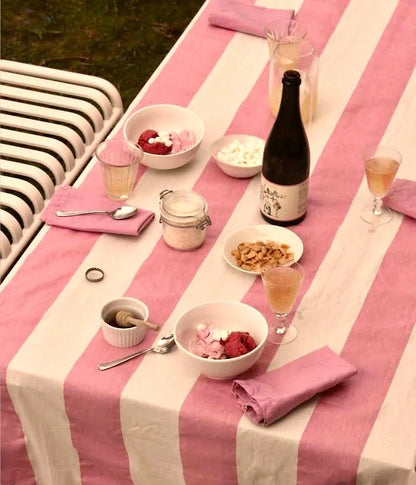 Midnatt Table Cloth Gaia