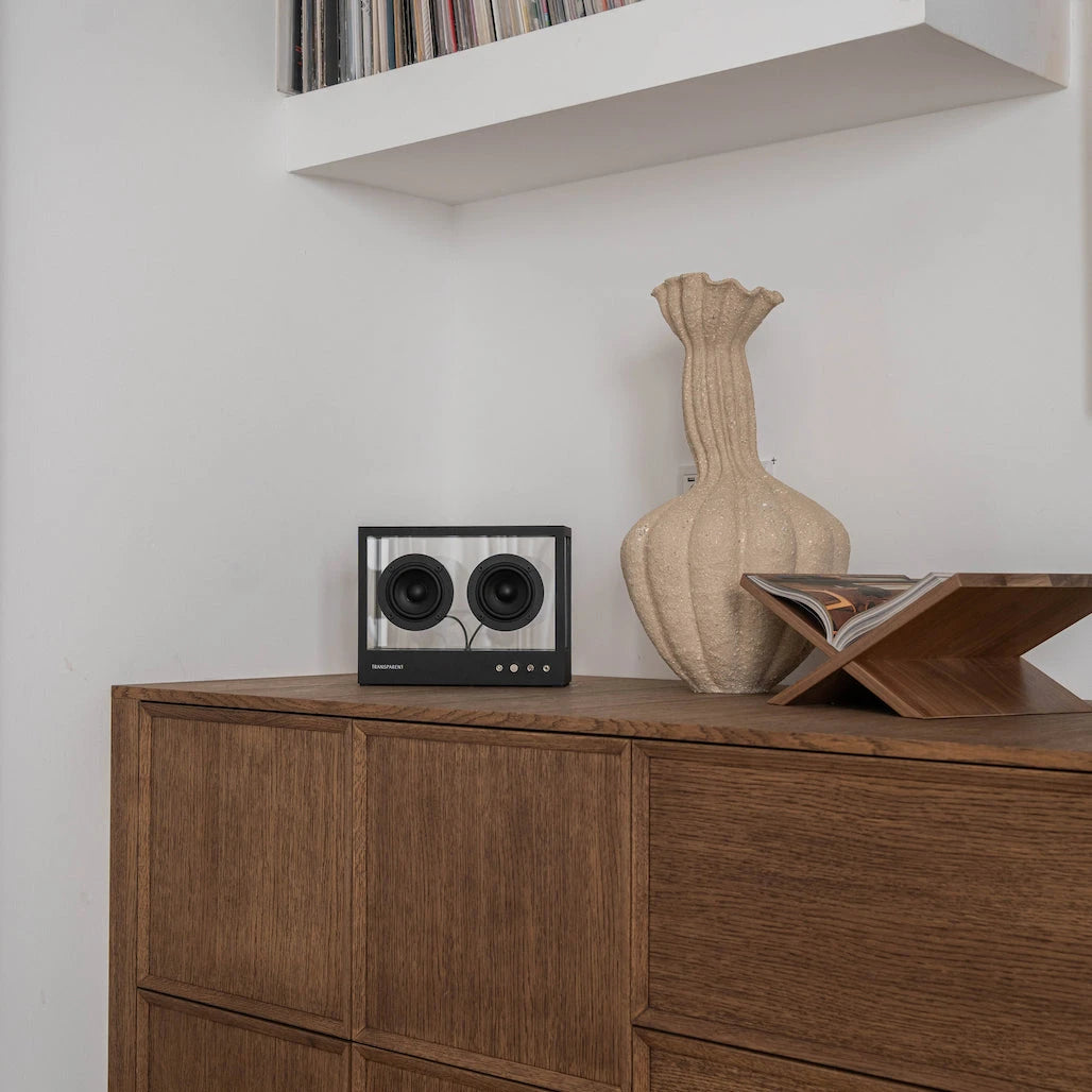 Transparenter kleiner Lautsprecher, schwarz