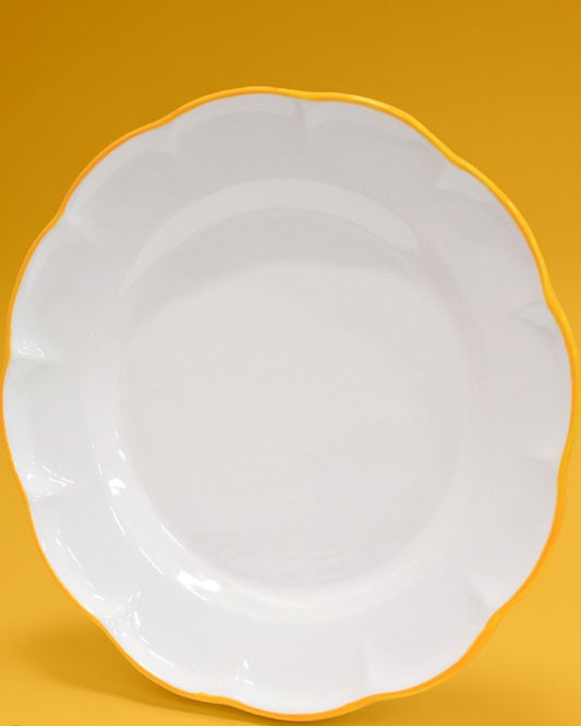 Dinner Plate Yellow Line