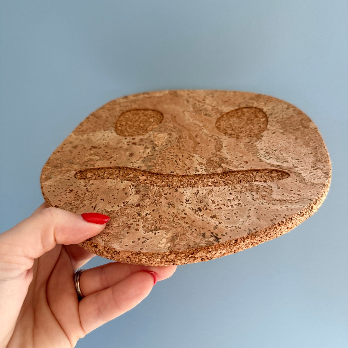 Oscar Cedon Smiley Verwirrter Korkuntersetzer
