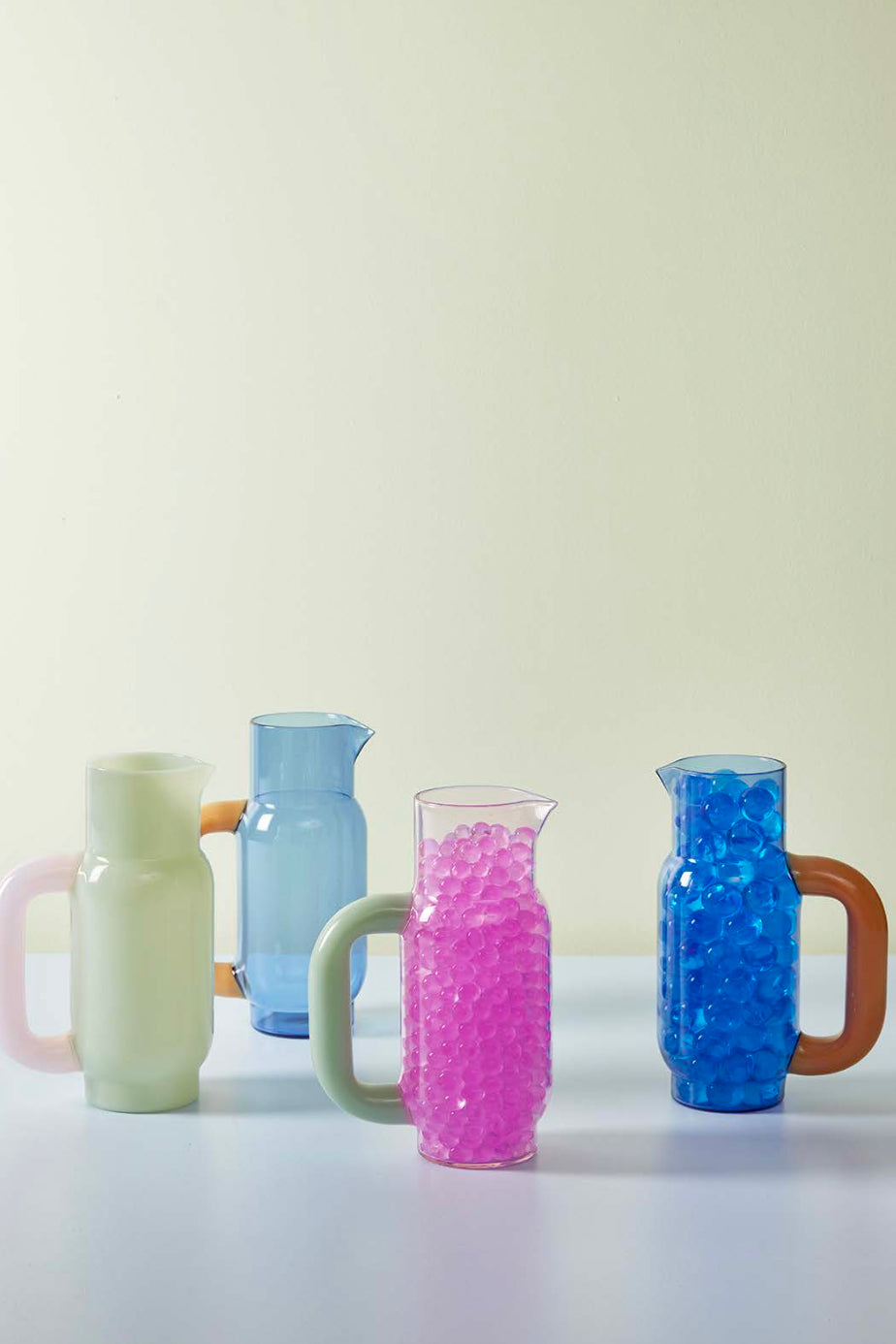 Pitcher Rose/Milky Jade