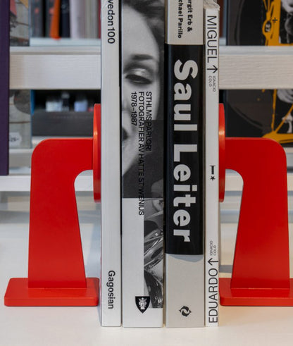 Massproductions Buffer Bookend Red