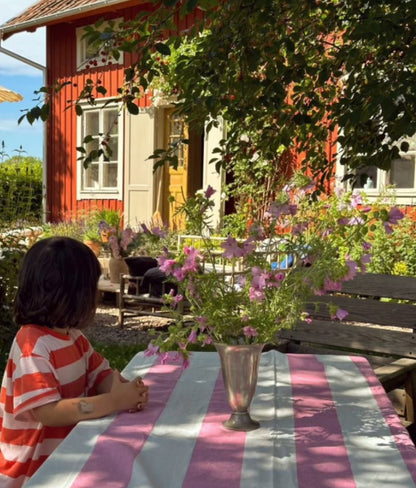 Midnatt Table Cloth Gaia