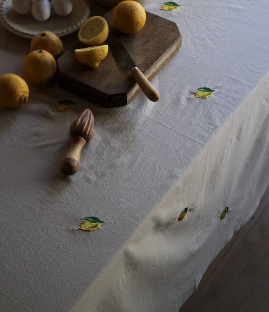 Midnatt Table Cloth Lemon