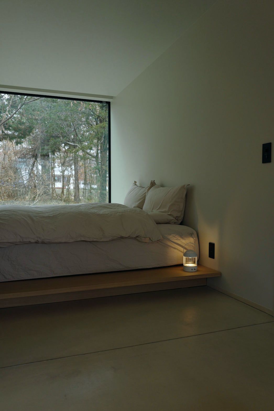 TRANSPARENT Light Speaker White