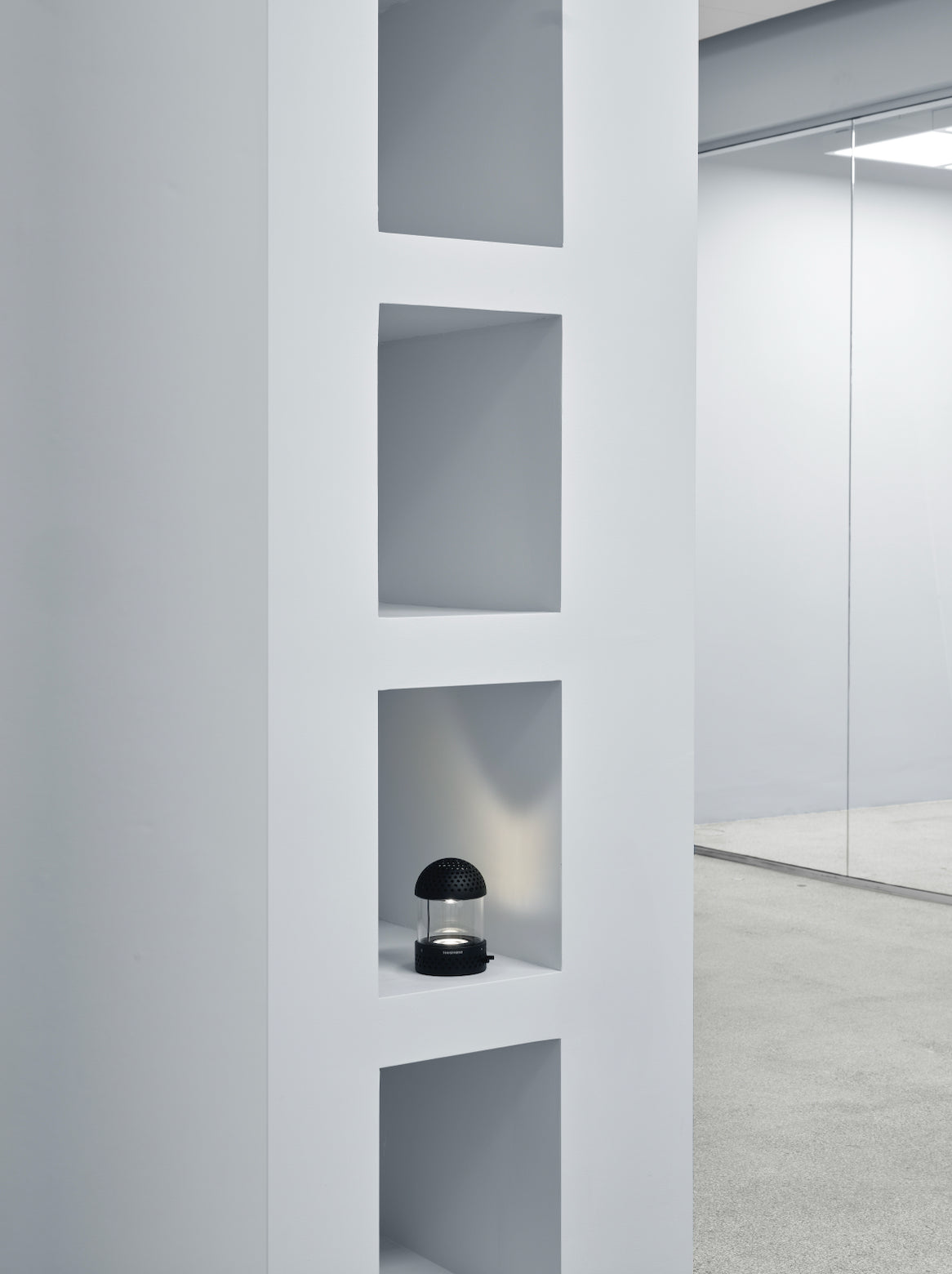 TRANSPARENT Light Speaker Black