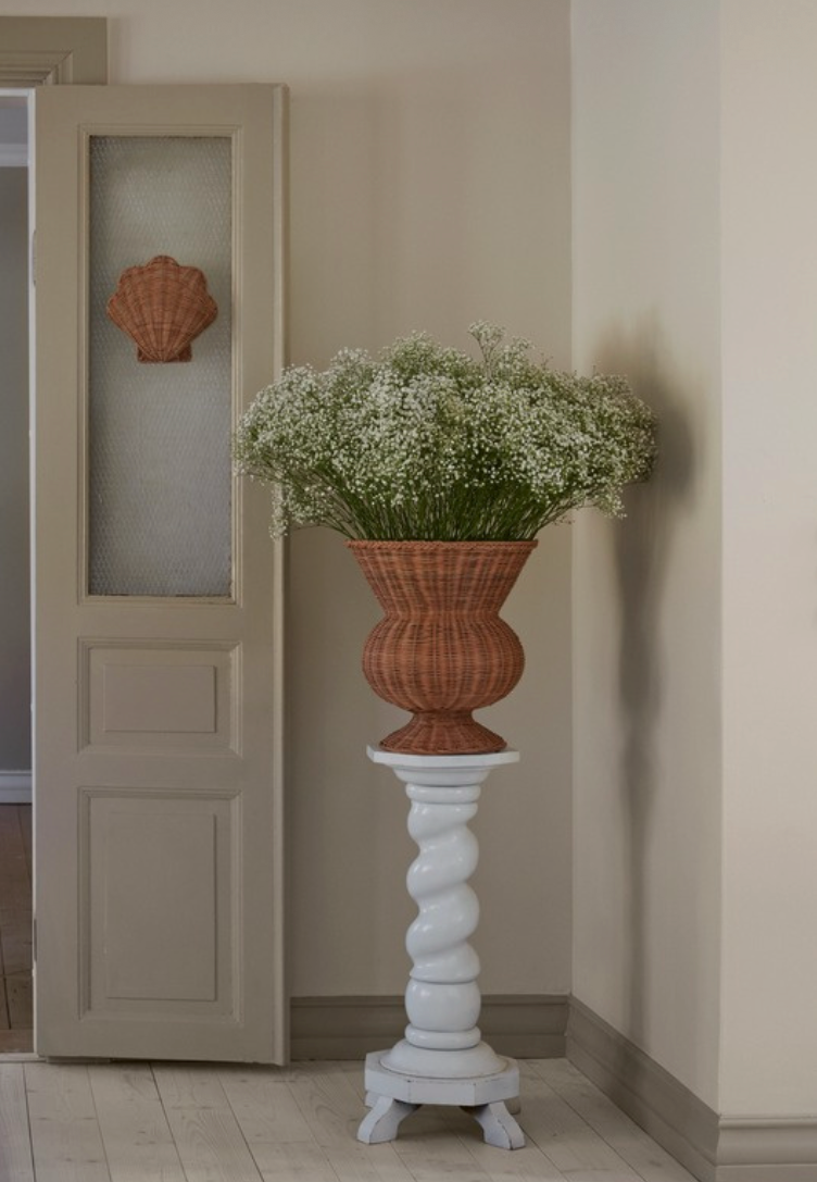 The Palace Urn