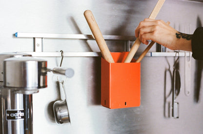 Veark Orange Rack Container