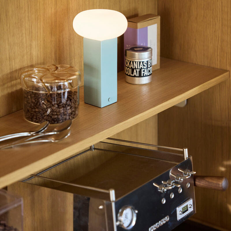 Matala kannettava lamppu vaaleansininen