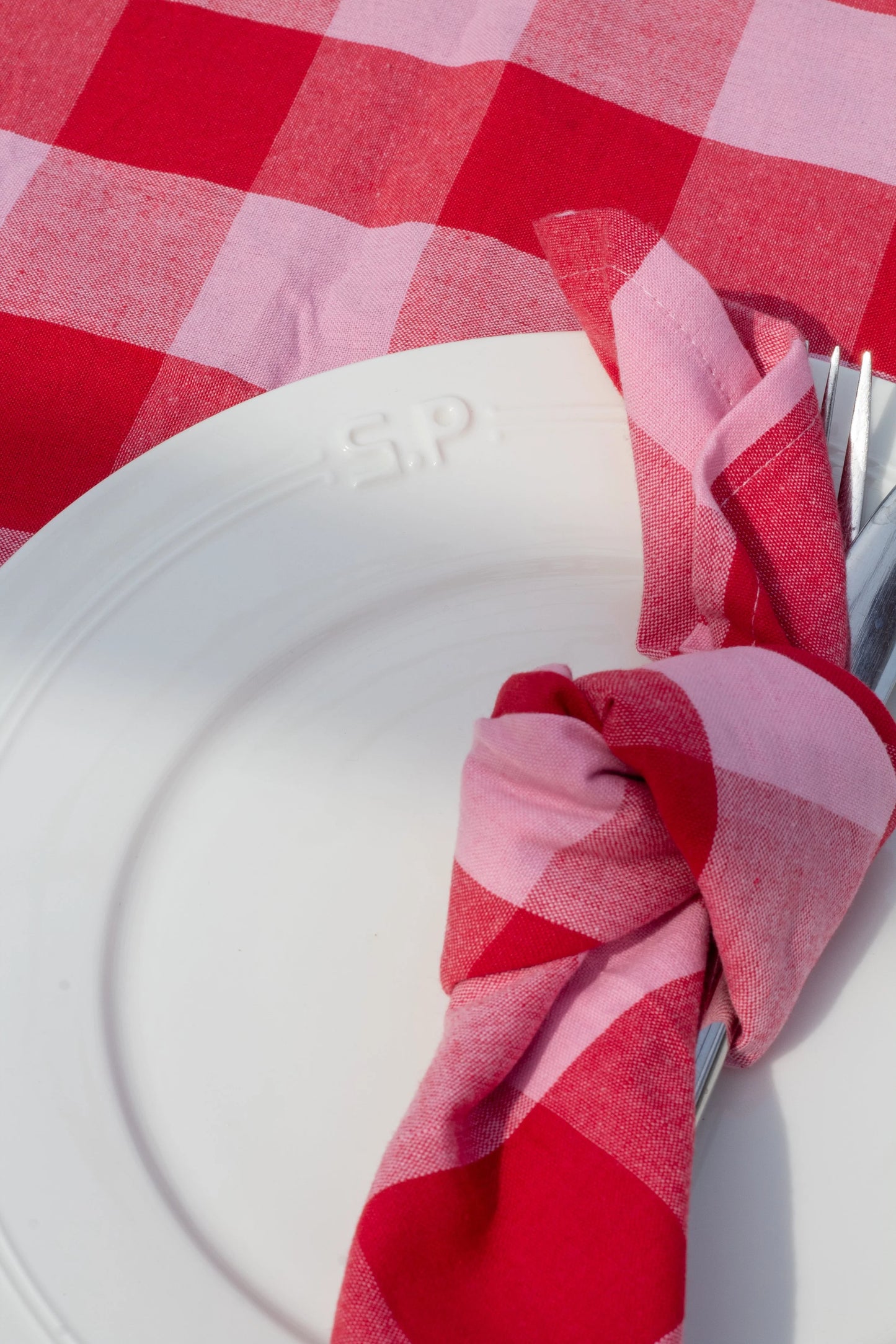 Métier SP Embossed Dinner Plate 2-p