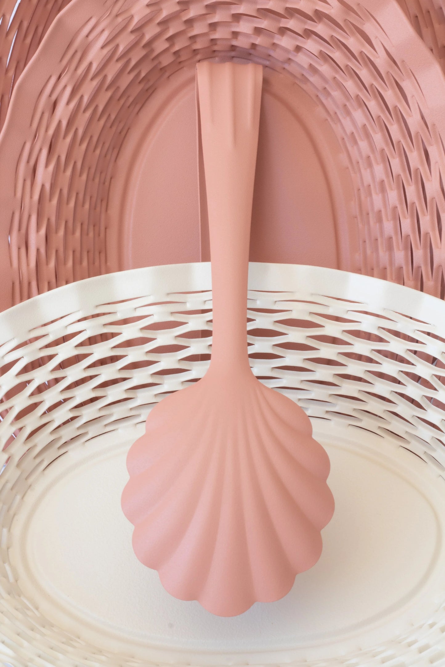 Salad Tong Pink