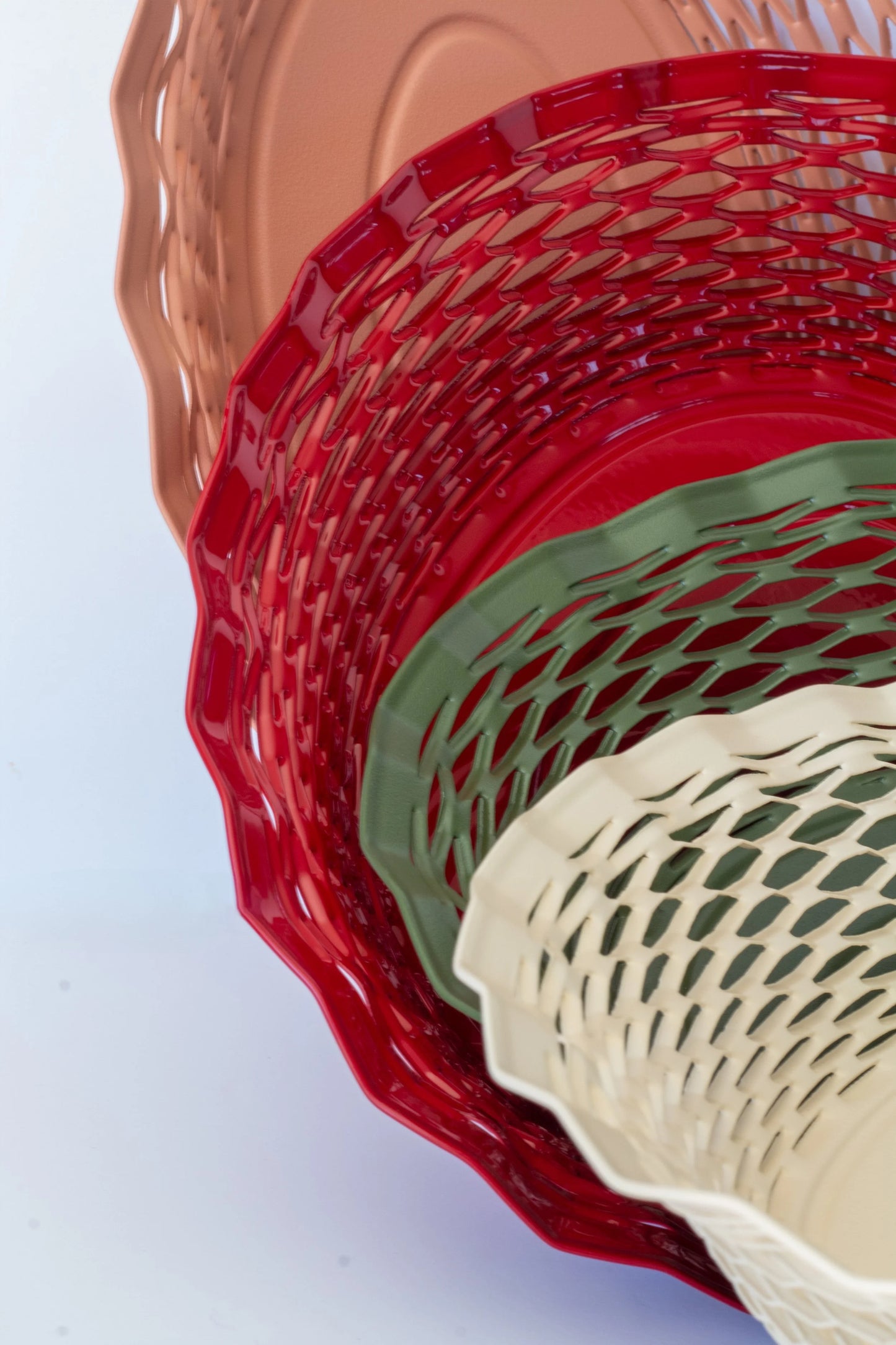 Bread Basket Medium Red